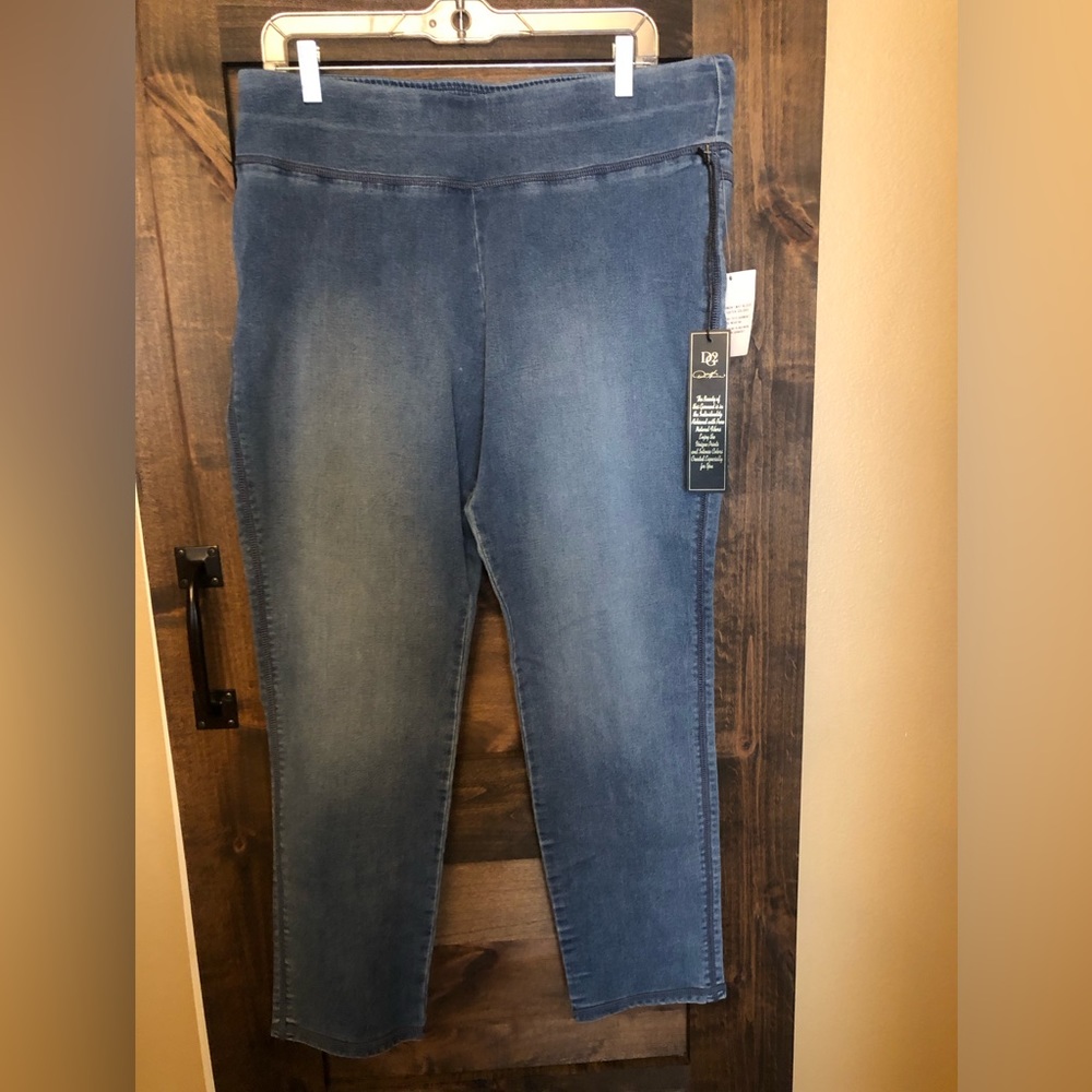 Stretch slim ankle jean by Diane Gilman